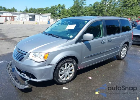 2016 Chrysler Town & Country Touring z USA, uszkodzony, nr VIN 2C4RC1BG0GR159275